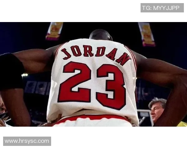 乔丹心目中的足球偶像是谁他对这位明星的喜爱之情如何展现